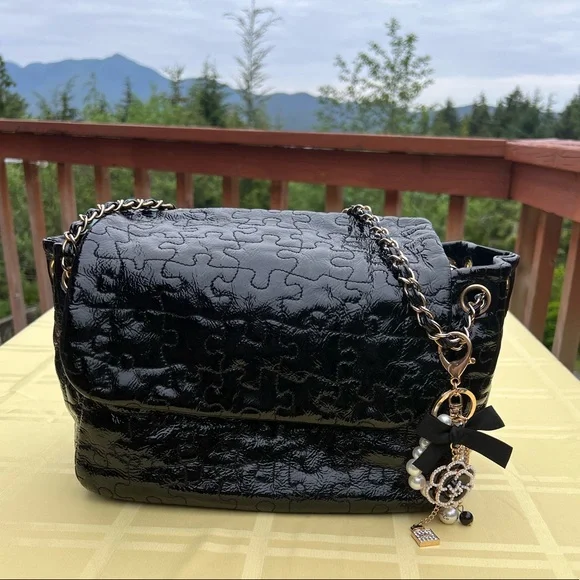 ❌❌❌SOLD Chanel Puzzle Flap Bag SOLD❌❌❌ - Picture 2 of 13